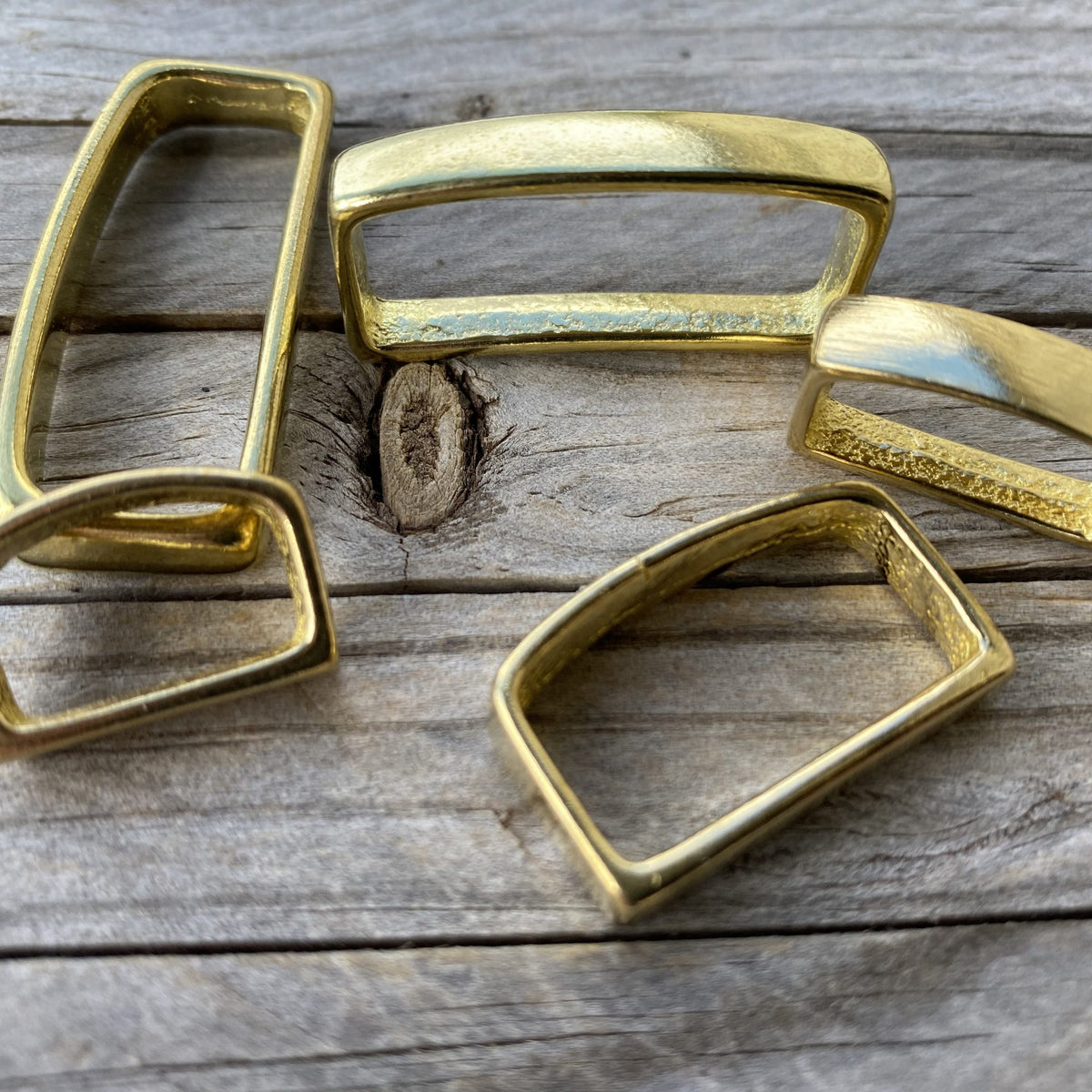 Brass Belt Loop Keeper – Polished Finish, Multiple Sizes - TCD Supplies